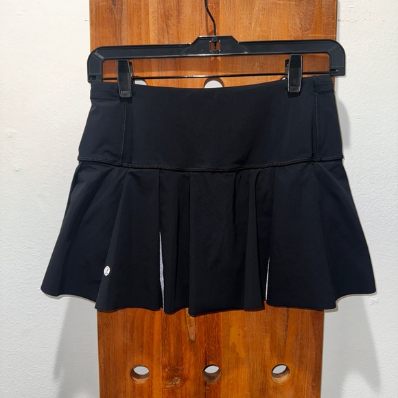 Lululemon Skort in Black - Picture 4 of 13